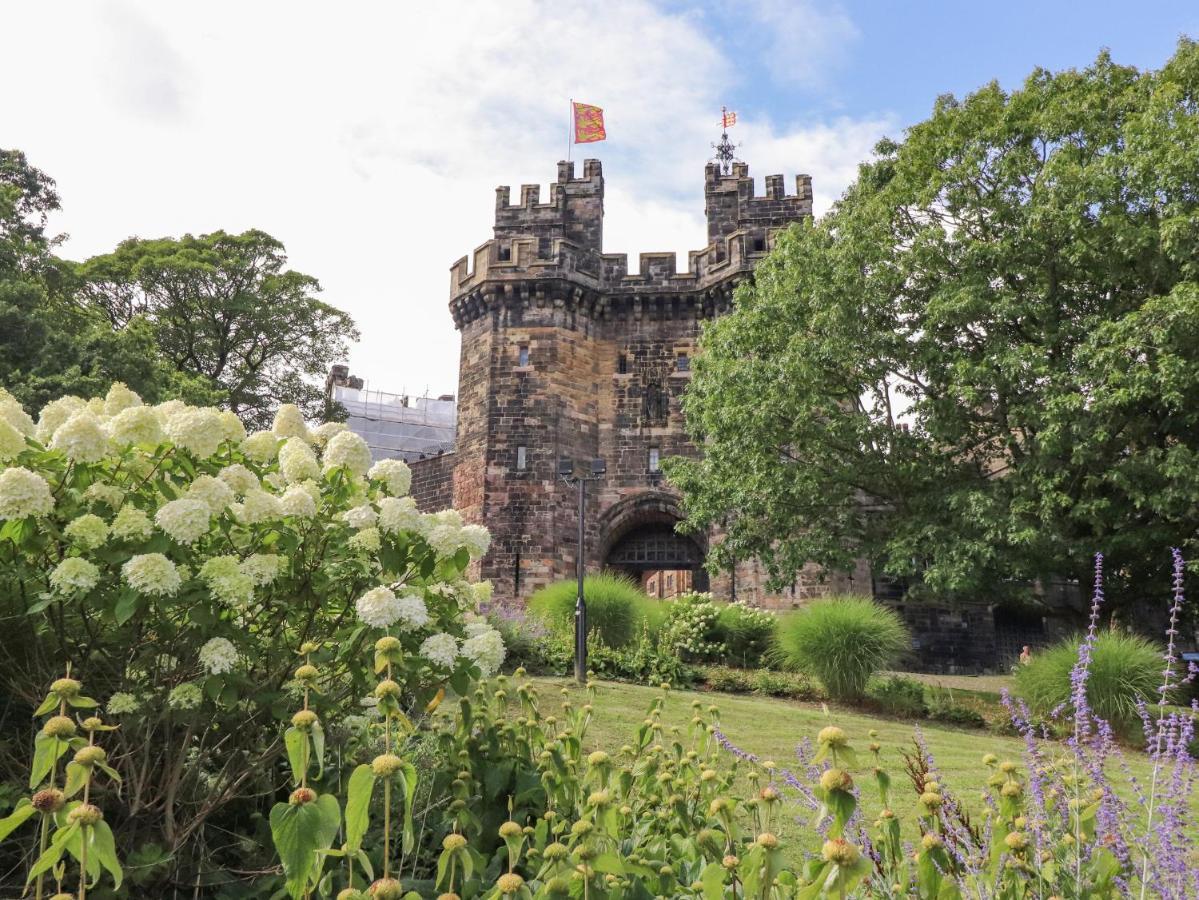 Vila 5 Castle Hill Lancaster Exteriér fotografie